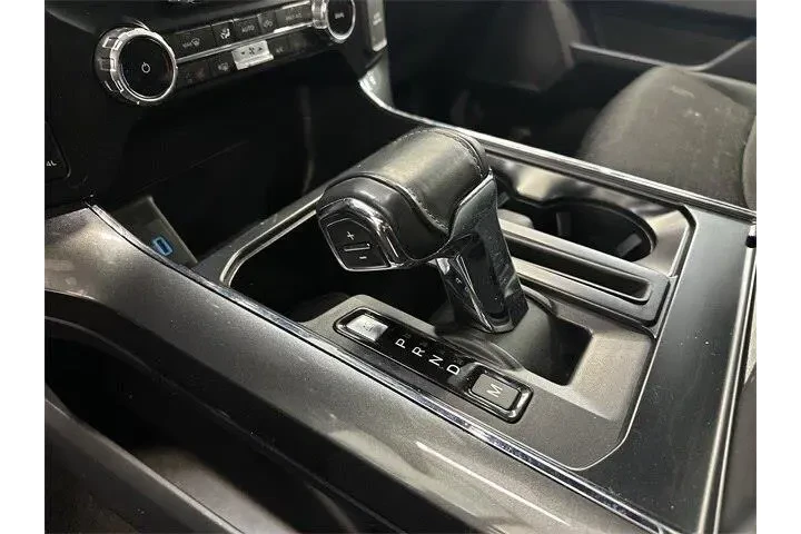 $36500 : Ford F-150 2023 4x4 XLT 4dr image 3