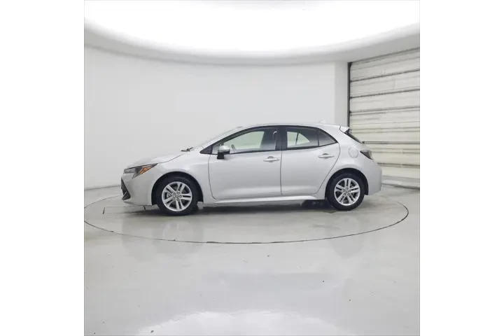 $23998 : Toyota Corolla Hatchback 202 image 3