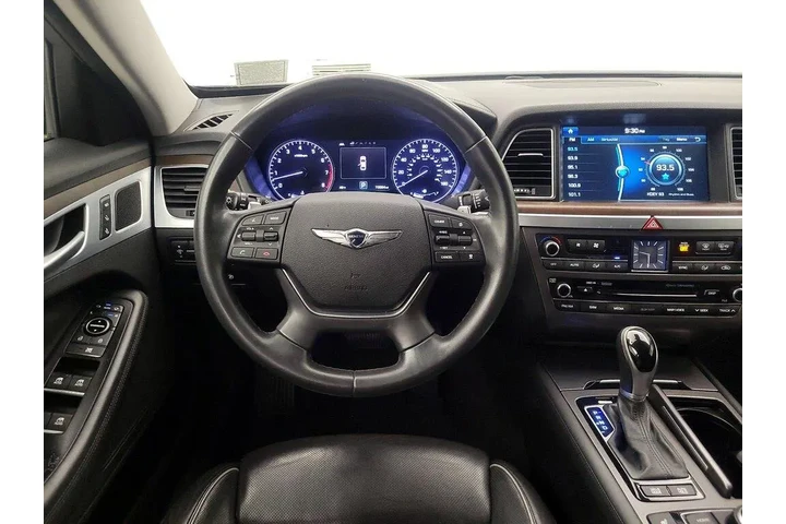 $18998 : Genesis G80 2017 3.8 4dr Sed image 10