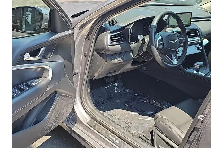 $33000 : Genesis G70 2025 2.5T Sport image 10