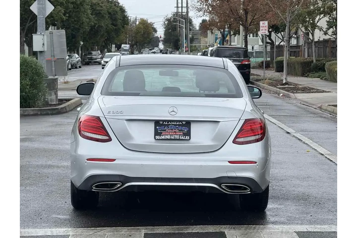 $21988 : 2019 E 300 RWD Sedan image 6