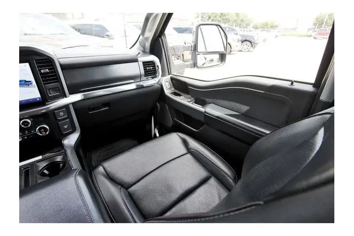 $35500 : Ford F-150 2021 4x4 XL 4dr S image 9