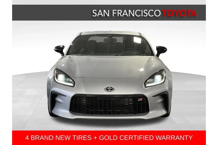 $32990 : Gold Certified 2023 GR86 Prem image 8