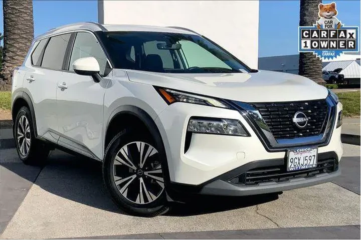 $19985 : Nissan Rogue 2023 SV 4dr Cro image 2