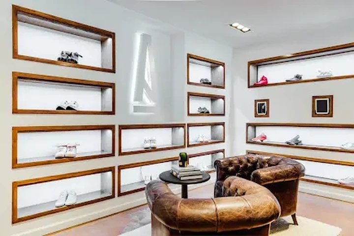 $200 : Men's Apparel Stores Near You image 2