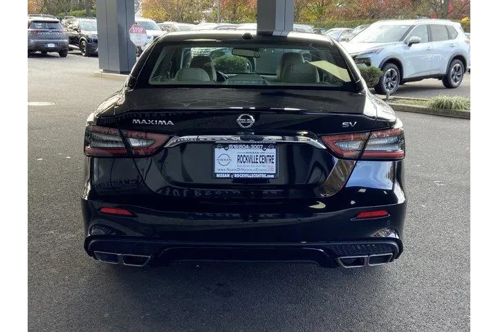 Nissan Maxima 2022 3.5 SV 4d image 6