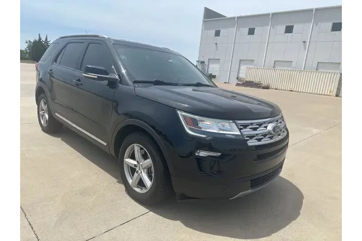 $18436 : Ford Explorer 2018 XLT 4dr S image 3