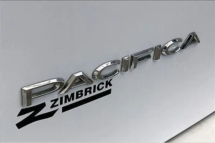 $12990 : Chrysler Pacifica 2020 Limit image 9