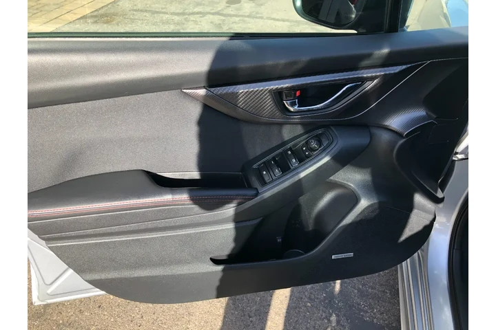 $13857 : 2018 Impreza 2.0i Sport CVT 5 image 10