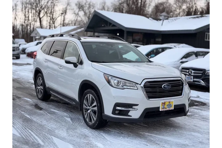 $14500 : 2020 Ascent Limited 7-Passeng image 5