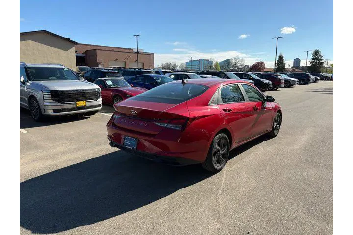 $20050 : Hyundai ELANTRA 2022 SEL 4dr image 2