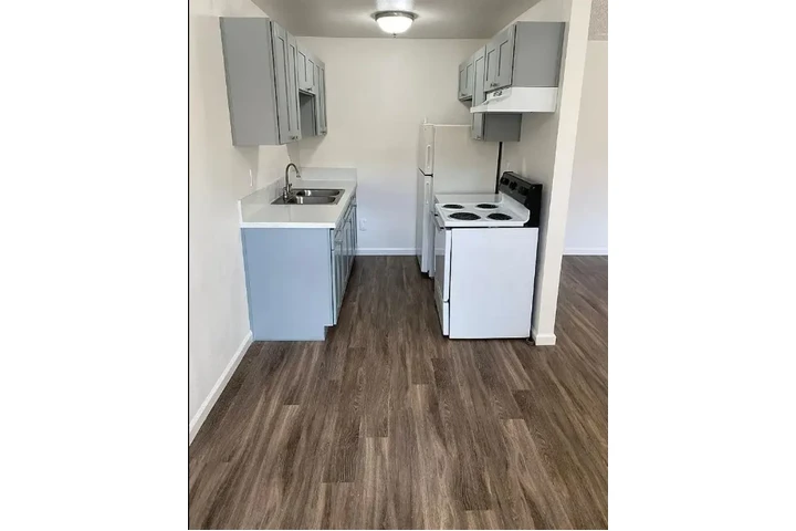 $1050 : parte increíble de Rosemead image 1