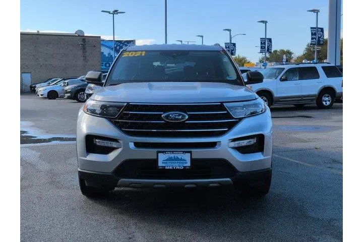 $24887 : Ford Explorer 2021 AWD XLT 4 image 10
