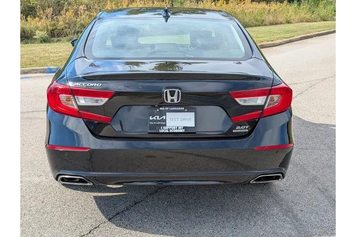 $24999 : Honda Accord 2018 Touring 4d image 9