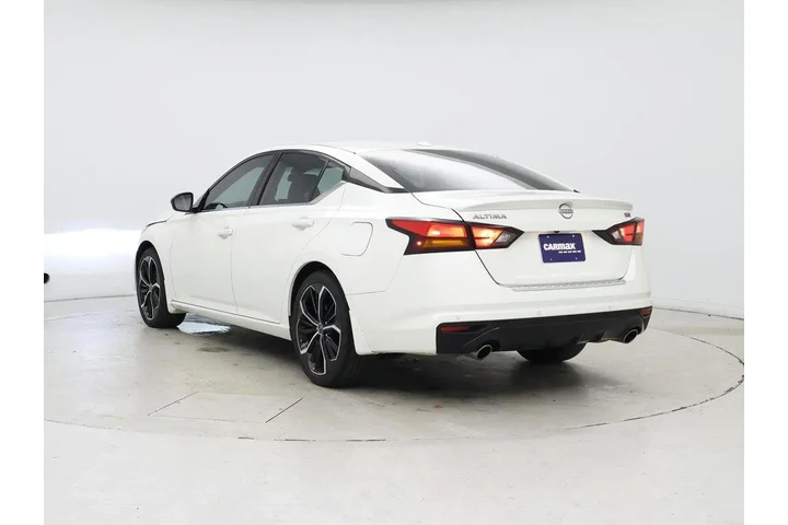 $25998 : Nissan Altima 2023 2.5 SR 4d image 2
