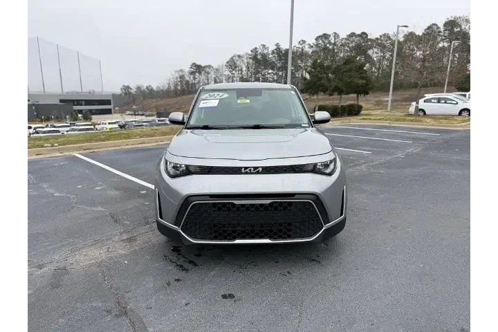 $15735 : Kia Soul 2024 S 4dr Crossove image 2