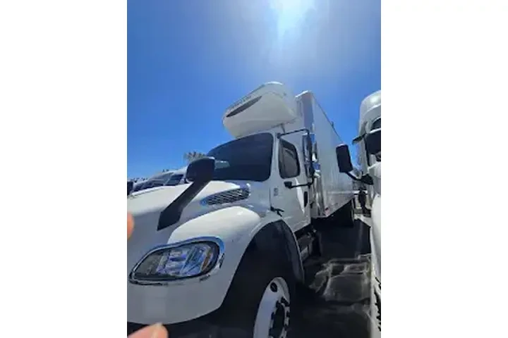 CHOFER CLASE:B -bobtail🚚 image 1