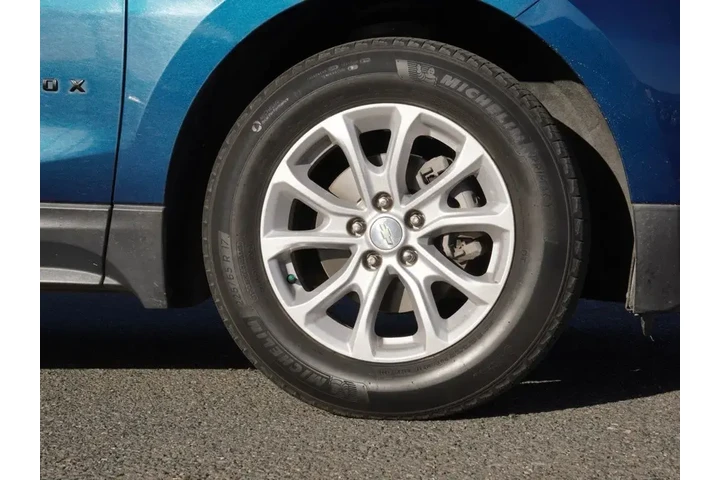 $18104 : Chevrolet Equinox 2021 LT 4d image 10