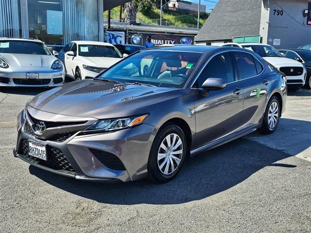 $20795 : 2019 Camry image 5