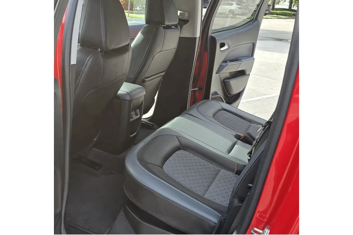 $17999 : Chevrolet Colorado Z71 image 6