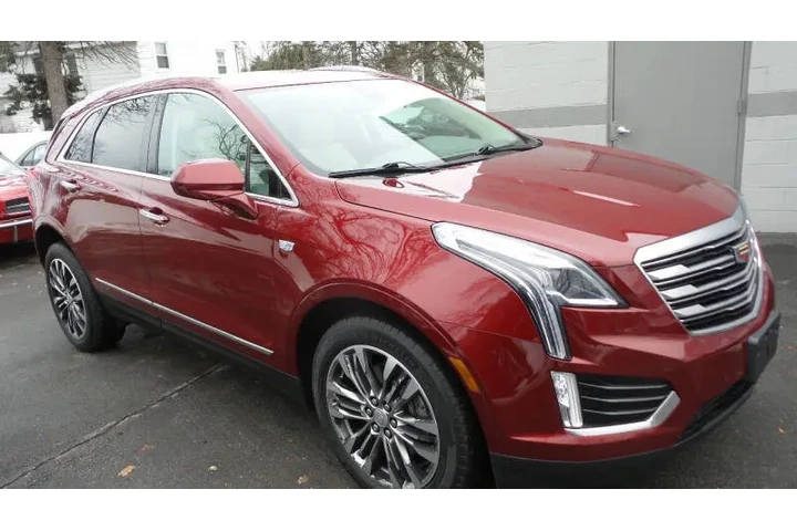 $14900 : 2017 XT5 Premium Luxury image 3