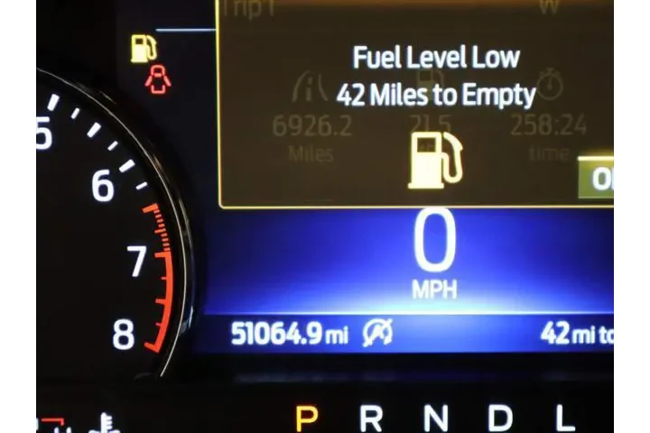 $27184 : Ford Explorer 2023 AWD XLT 4 image 8