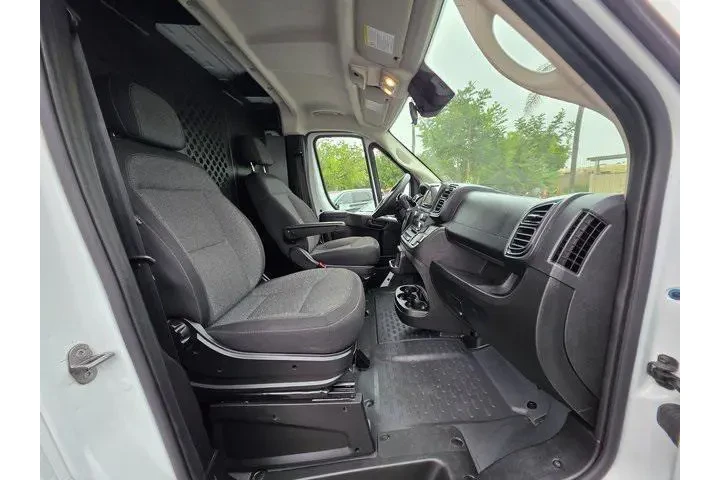 $27492 : Ram ProMaster 2023 2500 136 image 10