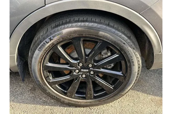 $37990 : Lincoln Nautilus 2023 AWD Re image 7