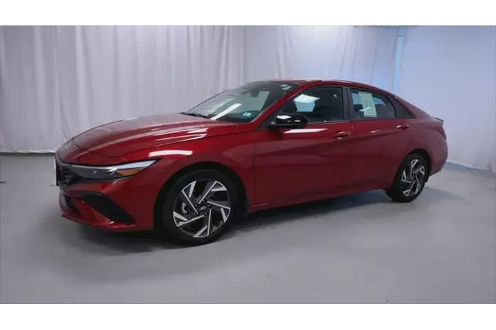 $19995 : Hyundai ELANTRA 2025 SEL Spo image 4