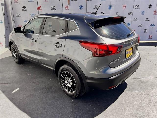 $14995 : Used 2019 Rogue Sport FWD S f image 5