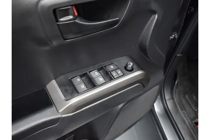 $33991 : Toyota Tacoma 2023 4x2 TRD O image 5