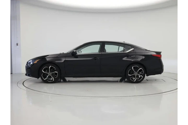 $22998 : Nissan Altima 2023 2.5 SR 4d image 3