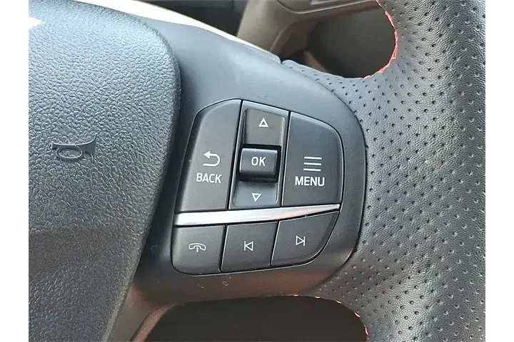 $24995 : Ford Escape 2023 ST-Line 4dr image 10