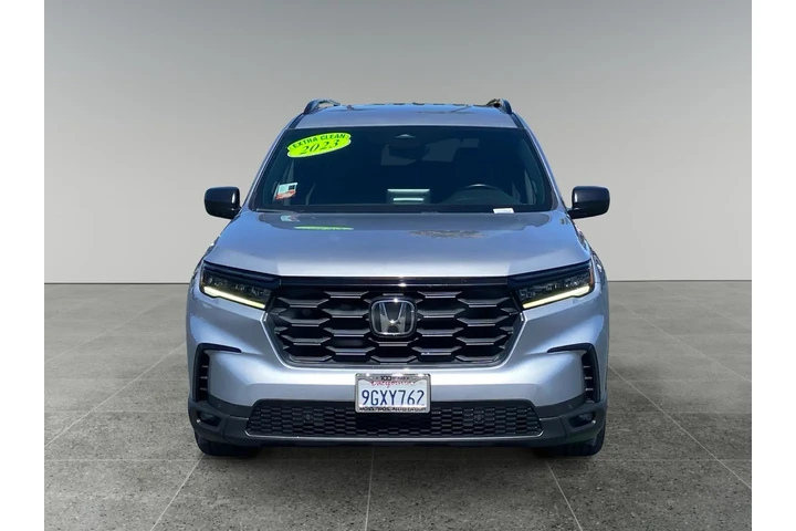 $32028 : Honda Pilot 2023 AWD Sport 4 image 8