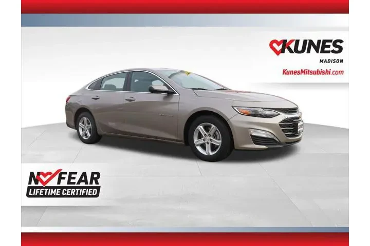 $18477 : Chevrolet Malibu 2024 LT 4dr image 1