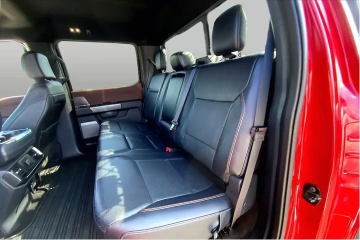 $39995 : Ford F-150 2022 4x4 Lariat 4 image 9