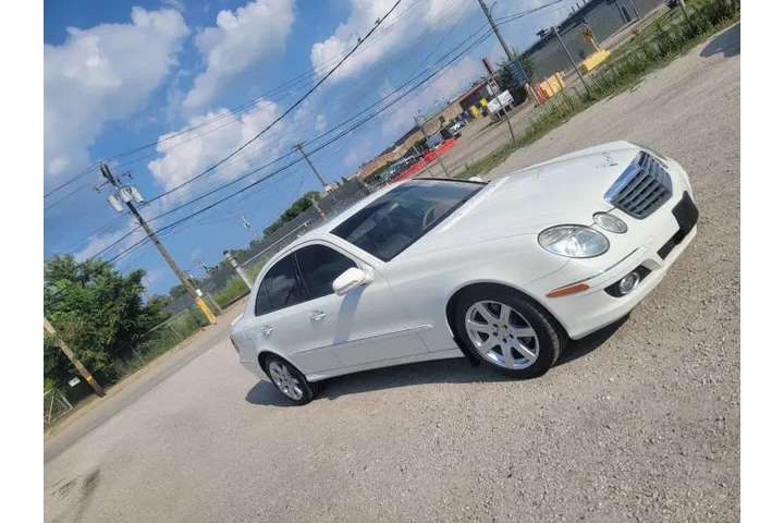 $7599 : 2008 Mercedes-Benz E-Class E image 4