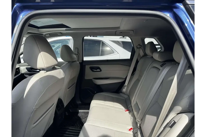 $19985 : Nissan Rogue 2022 AWD SV 4dr image 4