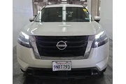 $26950 : Nissan Pathfinder 2022 SV 4d thumbnail