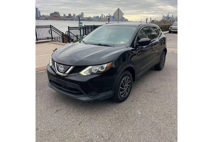 $10500 : 2019 NISSAN ROGUE SPORT S SPO image 4