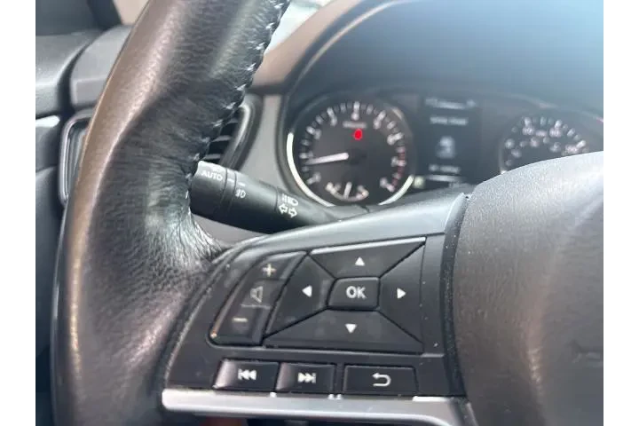 $13377 : Nissan Rogue 2017 AWD S 4dr image 10