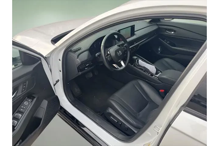 $30333 : Honda Accord Hybrid 2024 Tou image 9