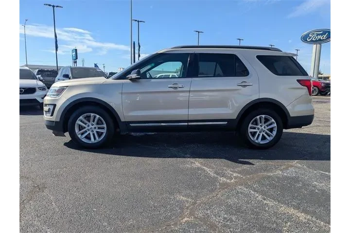 $14988 : Ford Explorer 2017 XLT 4dr S image 4