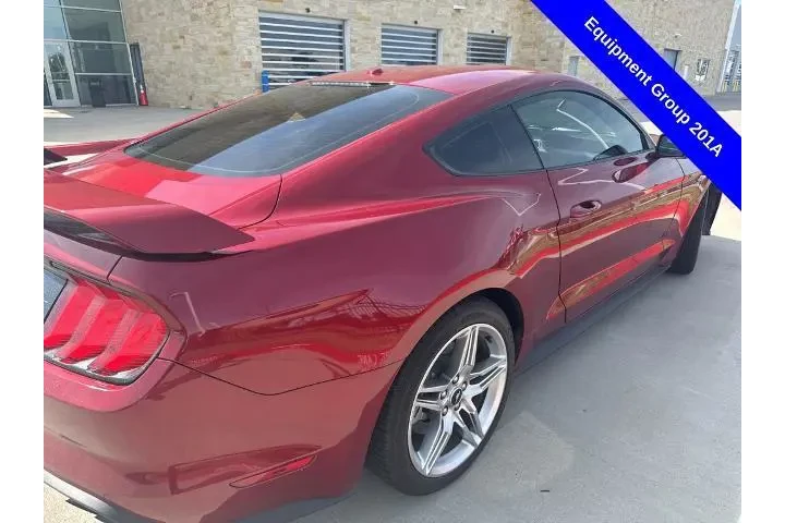 $26549 : Ford Mustang 2019 EcoBoost 2 image 8
