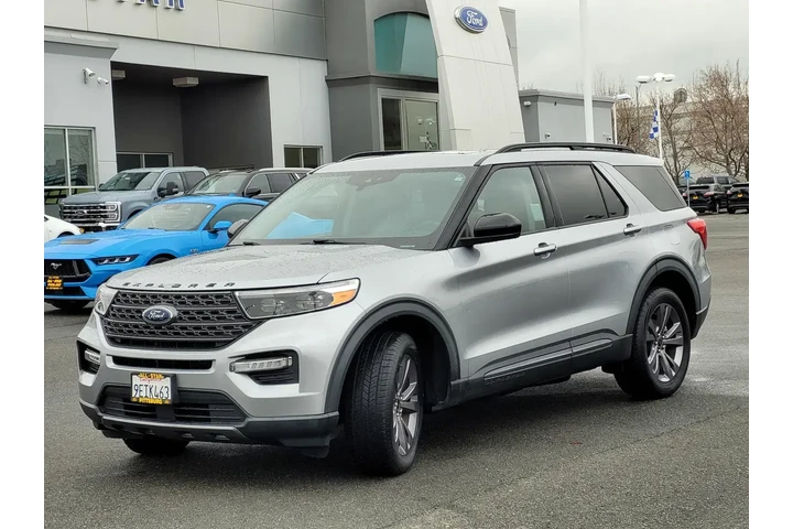 $30989 : Ford Explorer 2022 AWD XLT 4 image 8