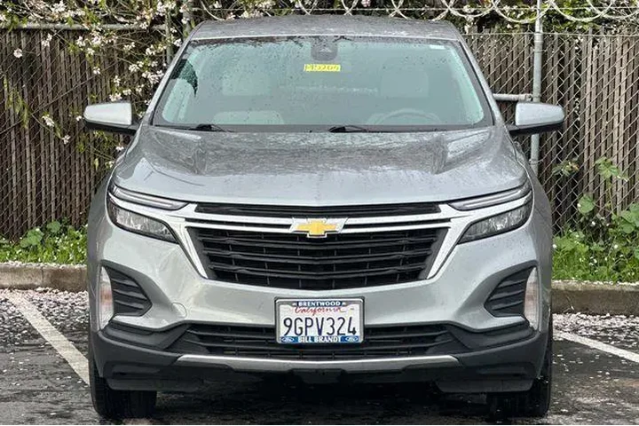 $18500 : Chevrolet Equinox 2023 4x4 L image 6
