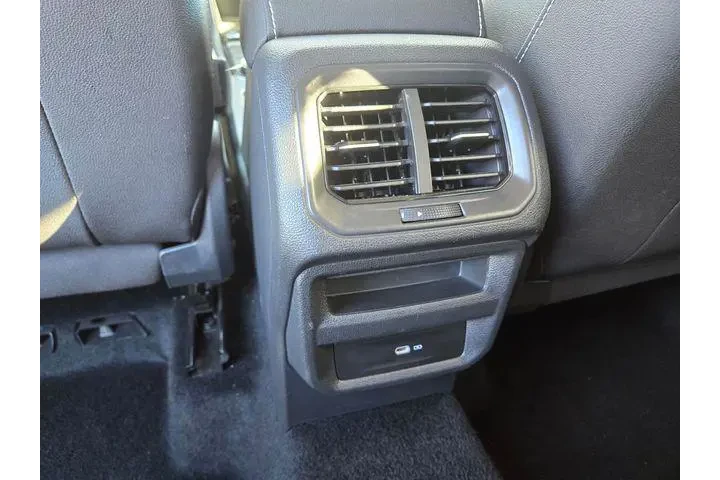 $21988 : Volkswagen Taos 2024 AWD SE image 10