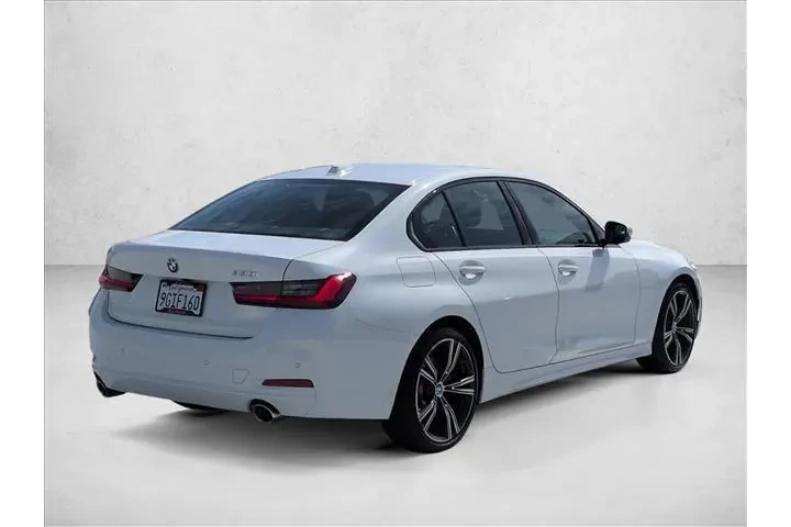 $32084 : BMW 3 Series 2023 330i 4dr S image 5