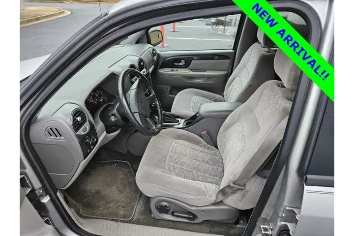 $6539 : GMC Envoy XL 2004 SLE 4dr SU image 2