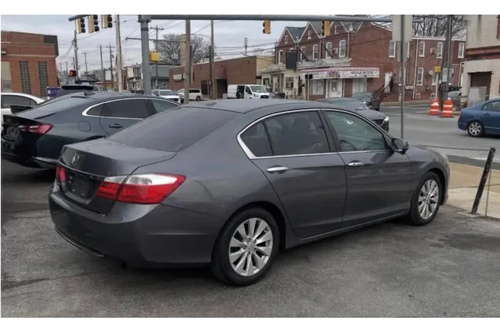 $10300 : 2013 Accord LX image 3